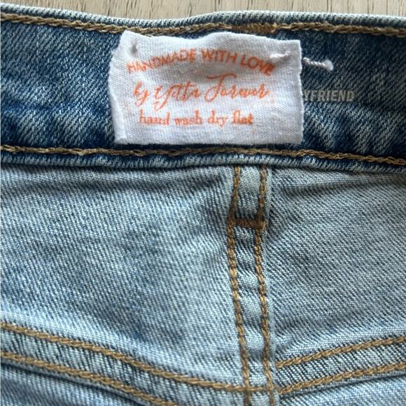 Yetta Forrever Upcycled crochet rainbow denim shorts 1X - Picture 8 of 8